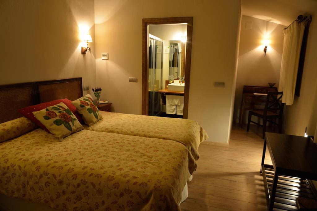 Casa Rural La Botica Оропеса Стая снимка